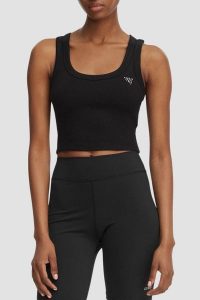 GUESS Czarny krótki damski tank top Silvy Rib, Rozmiar M. Czarne topy Guess, m, z aplikacjami, z materiału, eleganckie, bez kołnierzyka, bez ramiączek. Za 189,99 zł.