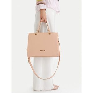 Torebka Nine West. Brązowe torebki klasyczne Nine West, bez wzorów, bez dodatków. Za 349,99 zł.