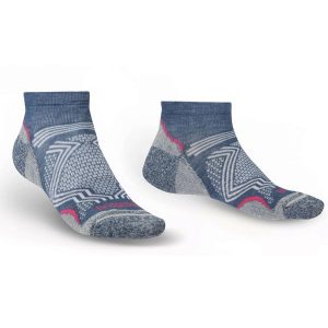 Skarpety trekkingowe damskie Bridgedale Hike Coolmax UltraLight Denim. Zielone skarpetki Bridgedale, bez wzorów, z denimu. Za 74,99 zł.
