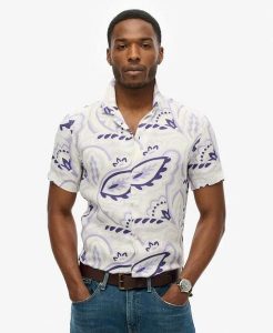 Superdry Lniana koszula z nadrukiem i rozpiętym kołnierzem. Szare koszule Superdry, xl, bez wzorów, ze lnu, bez kołnierzyka, bez ramiączek. Za 284,90 zł.