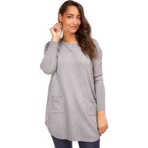 Sweter w kolorze szarym. Szare swetry oversize marki Cashmere Curve, z kaszmiru, z okrągłym kołnierzem. W wyprzedaży za 129,95 zł.