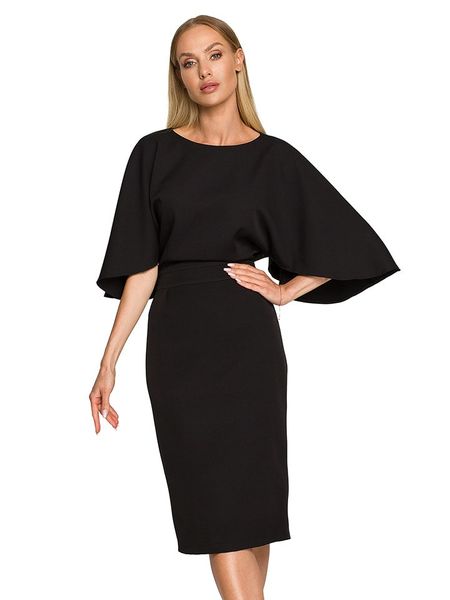 Made of emotion Sukienka w kolorze czarnym rozmiar: M. Czarne sukienki Made Of Emotion, m, bez wzorów, bez kołnierzyka, bez ramiączek, midi. Za 174,99 zł.