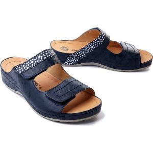 DR. BRINKMANN 700048-05 blau, klapki profilaktyczne damskie. Niebieskie klapki Dr. Brinkmann, bez wzorów, ze skóry, bez obcasa. Za 349,90 zł.