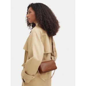 Torebka MICHAEL Michael Kors. Brązowe torebki klasyczne MICHAEL Michael Kors, bez wzorów, bez dodatków. Za 692,99 zł.
