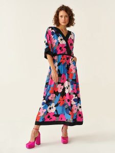 TATUUM Sukienka ze wzorem rozmiar: 40. Sukienki Tatuum, na imprezę, s, bez wzorów, z tkaniny, klasyczne, bez kołnierzyka, bez ramiączek, maxi. Za 114,44 zł.