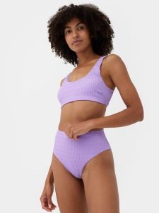 4F Góra od bikini z materiałów z recyklingu damska S. Fioletowe bikini 4f, bez wzorów, z gumy. W wyprzedaży za 9,99 zł.