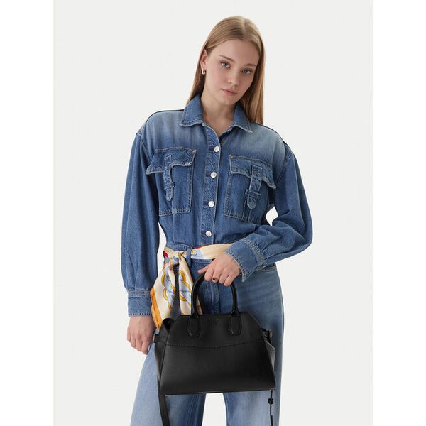 Torebka Guess. Czarne torebki klasyczne Guess, z aplikacjami, bez dodatków. Za 576,99 zł.