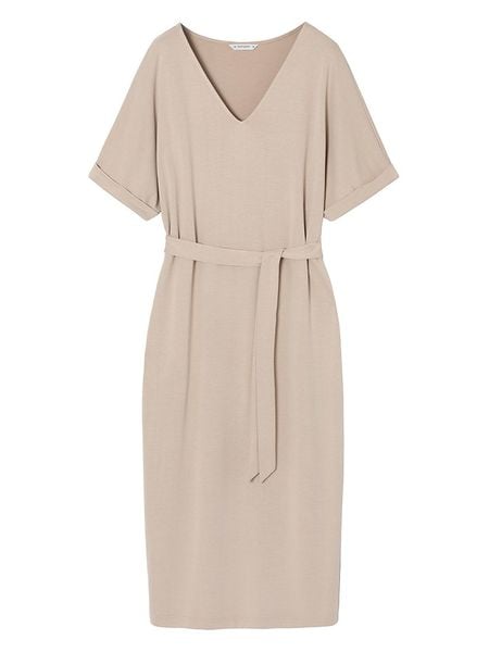 TATUUM Sukienka w kolorze beżowym rozmiar: XXL. Brązowe sukienki Tatuum, na co dzień, xxl, bez wzorów, z tkaniny, bez kołnierzyka, bez ramiączek, midi, proste. Za 198,10 zł.