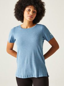 Regatta Koszulka "Ballyton" w kolorze błękitnym rozmiar: 36. Niebieskie bluzki Regatta, bez wzorów, bez kołnierzyka, bez ramiączek. Za 48,39 zł.