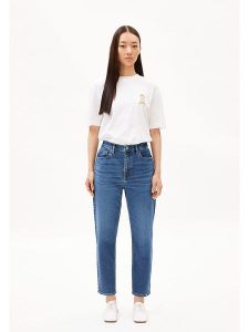 Armedangels Dżinsy ''Mairaa'' - Mom fit - w kolorze niebieskim rozmiar: W34/L32. Niebieskie jeansy ARMEDANGELS, z aplikacjami, ze skóry, z podwyższonym stanem. Za 274,95 zł.