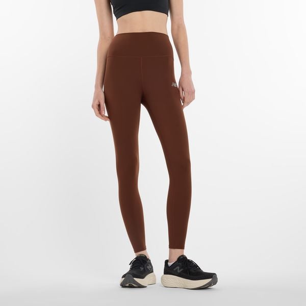 Legginsy damskie do jogi New Balance Harmony WP51112ROK – brązowe. Brązowe legginsy New Balance, bez wzorów, z lycry, z podwyższonym stanem. Za 259,99 zł.