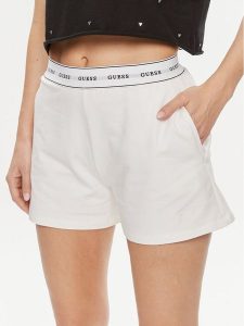 Guess Szorty piżamowe Carrie O4GD02 KBS91 Biały Loose Fit. Białe piżamy Guess, z aplikacjami, z bawełny. Za 119,99 zł.