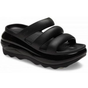 Klapki Crocs Mega Crush Triple Strap 209842-001 czarne. Czarne klapki bez wzorów, bez obcasa, na platformie. W wyprzedaży za 404,78 zł.
