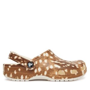 Klapki Crocs. Brązowe klapki Crocs, bez wzorów, bez obcasa. Za 259,99 zł.