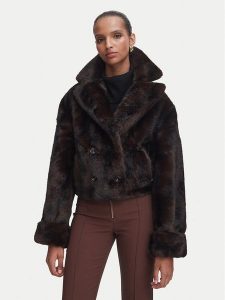 Rinascimento Futro CFC0127048003 Brązowy ciemny Regular Fit. Brązowe płaszcze Rinascimento, m, bez wzorów, z futra, bez kaptura. Za 784,99 zł.