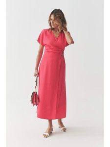 TATUUM Sukienka "Ziana" w kolorze koralowym rozmiar: 44. Czerwone sukienki Tatuum, bez wzorów, z tkaniny, bez kołnierzyka, bez ramiączek, midi. Za 220,95 zł.