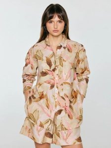 Koszula damska lniana w roślinny wzór wielokolorowa Kelliri 000. Koszule Big Star, l, bez wzorów, z tkaniny, bez kołnierzyka, bez ramiączek. Za 249,99 zł.