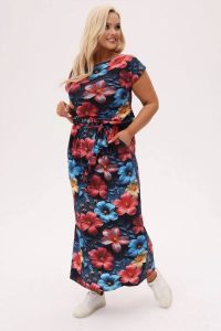 Granatowa sukienka Florida MAXI w hibiskusy i tropikalne kwiaty PLUS SIZE XXL OVERSIZE. Sukienki Moda Size Plus Iwanek, do pracy, na lato, l, bez wzorów, z dzianiny, biznesowe, bez kołnierzyka, plus size, bez ramiączek, maxi, oversize. Za 319,90 zł.