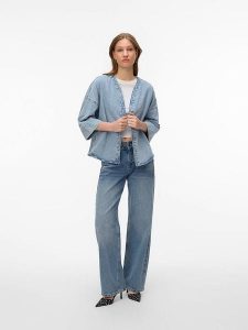 Vero Moda Kurtka dżinsowa w kolorze błękitnym rozmiar: M. Niebieskie kurtki Vero Moda, m, bez wzorów, bez kaptura. Za 104,99 zł.