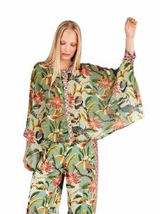 Gisela Tunika w kolorze zielonym rozmiar: XL. Zielone tuniki Gisela, xl, bez wzorów, bez kołnierzyka, bez ramiączek. Za 64,95 zł.