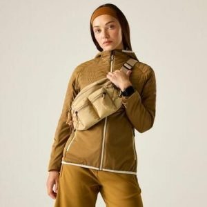 Damska kurtka hybrydowa pikowana Air Lite. Brązowe kurtki Dare 2b, bez wzorów, z poliesteru, bez kaptura. Za 599,99 zł.