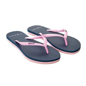 Japonki plażowe damskie Rip Curl Bondi 49. Niebieskie klapki Rip Curl, bez wzorów, z gumy, bez obcasa. Za 37,99 zł.