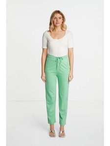 Rich & Royal Spodnie dresowe w kolorze zielonym rozmiar: XL. Zielone spodnie dresowe Rich & Royal, xl, bez wzorów, z dresówki. Za 131,74 zł.