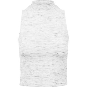 Damski, klasyczny, miejski crop top w stylu pace. Białe topy Urban Classics, bez wzorów, klasyczne, bez kołnierzyka, bez ramiączek. Za 92,50 zł.