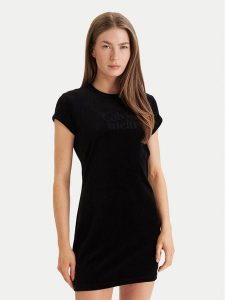 Calvin Klein Sukienka codzienna Calvin Klein-Lv047E223G Ub1 LV047E223G Czarny Slim Fit. Czarne kombinezony Calvin Klein, na co dzień, s, bez wzorów, z bawełny, bez kołnierzyka, bez ramiączek, proste. Za 329,99 zł.