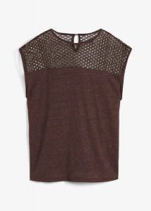 Top z czystego lnu. Czerwone topy bonprix, w ażurowe wzory, ze lnu, bez kołnierzyka, bez ramiączek. Za 64,99 zł.