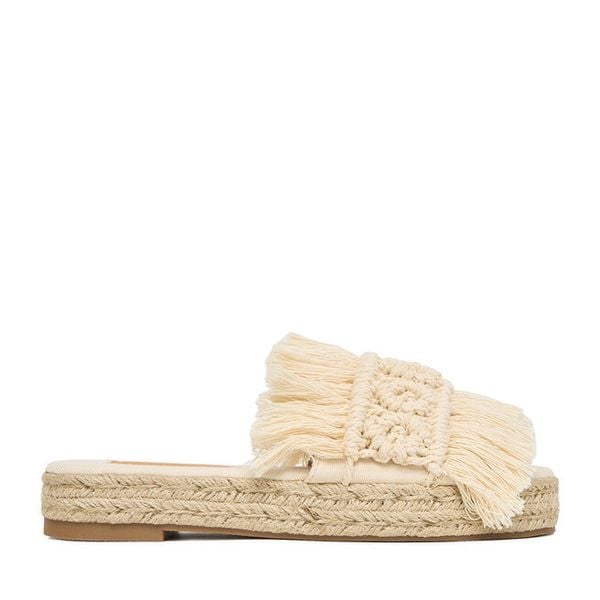 Espadryle DeeZee. Espadryle DeeZee, bez wzorów, bez obcasa. Za 129,99 zł.