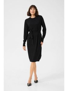 Kaffe Sukienka "Lizza" w kolorze czarnym rozmiar: M. Czarne sukienki Kaffe, m, bez wzorów, z tkaniny, bez kołnierzyka, bez ramiączek, midi. Za 122,96 zł.