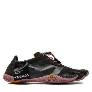 Trekkingi Vibram Fivefingers. Czarne buty sportowe Vibram Fivefingers, bez wzorów, bez zapięcia, trekkingowe, vibram fivefingers. Za 309,99 zł.
