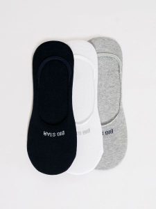 Stopki bawełniane unisex trójpak Invisse 000. Białe skarpetki Big Star, bez wzorów, z bawełny. W wyprzedaży za 39,99 zł.