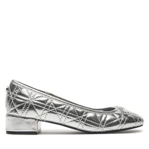 Półbuty Steve Madden. Szare półbuty Steve Madden, bez wzorów, bez obcasa, na płaskiej podeszwie, bez zapięcia. Za 319,99 zł.