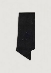 Szalik Kobieta ONLY ONLSOLA GLITTER KNIT SCARF CC. Czarne szaliki ONLY, bez wzorów, z elastanu. Za 157,20 zł.