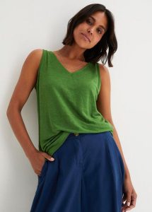 Tank top z lnu. Zielone topy bonprix, bez wzorów, bez kołnierzyka, bez ramiączek. Za 117,99 zł.