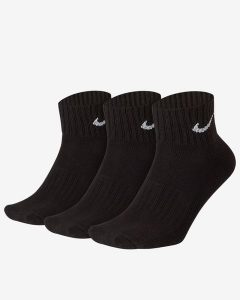 Skarpety unisex Nike 3PPK VALUE COTTON QUARTER. Czarne skarpetki Nike, bez wzorów, z bawełny. Za 54,99 zł.