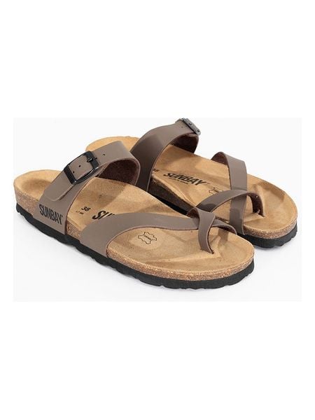 Sunbay Japonki "Tulipe" w kolorze brązowym rozmiar: 42. Brązowe klapki Sunbay, bez wzorów, z otwartym noskiem, bez obcasa. Za 122,09 zł.