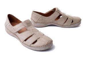 JOSEF SEIBEL 59659 95 230 Fergey 59 creme, półbuty letnie damskie. Brązowe półbuty Josef Seibel, na lato, bez wzorów, ze skóry, bez obcasa, bez zapięcia. Za 233,94 zł.