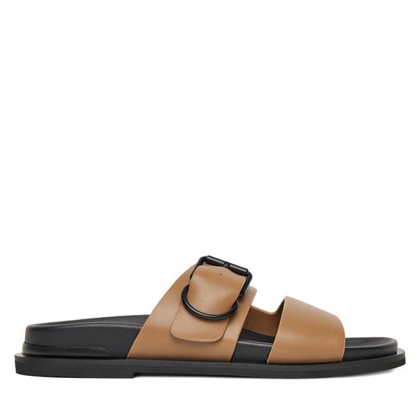 Klapki Badura. Brązowe klapki Badura, bez wzorów, bez obcasa. Za 269,99 zł.