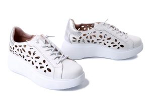 WONDERS A-3621 off plata, półbuty damskie. Szare półbuty Wonders, na lato, bez wzorów, bez obcasa, bez zapięcia. Za 431,94 zł.