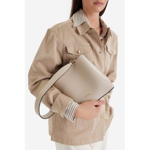 Torebka GINO ROSSI. Torebki klasyczne Gino Rossi, bez wzorów, bez dodatków. Za 279,99 zł.