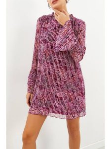 LA Angels Sukienka w kolorze fioletowym rozmiar: M. Różowe sukienki LA Angels, m, bez wzorów, bez kołnierzyka, bez ramiączek, mini. Za 104,99 zł.