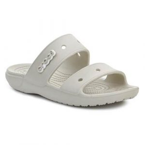 Klapki damskie Crocs Classic. Brązowe klapki Crocs, bez wzorów, z materiału, bez obcasa. W wyprzedaży za 232,40 zł.