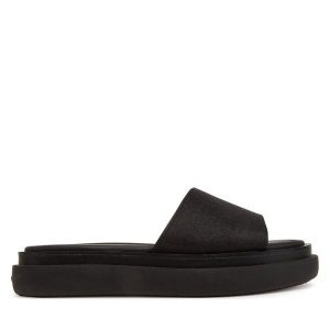 Klapki Calvin Klein. Czarne klapki Calvin Klein, bez wzorów, bez obcasa. Za 269,99 zł.