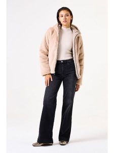 Garcia Kurtka zimowa w kolorze kremowym rozmiar: L. Brązowe kurtki Garcia, na zimę, l, bez wzorów, z puchu, bez kaptura. Za 321,97 zł.