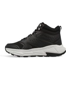 Wrangler Botki "Calloway" w kolorze czarnym rozmiar: 42. Białe botki Wrangler, bez wzorów, bez obcasa, bez zapięcia. Za 214,19 zł.