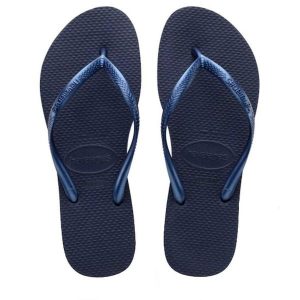 Klapki Havaianas Model 4000030 Kolor Niebieski. Niebieskie klapki Havaianas, bez wzorów, z gumy, bez obcasa. Za 94,99 zł.