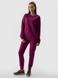 4F Spodnie dresowe joggery damskie - fioletowe XL. Fioletowe spodnie dresowe 4f, l, bez wzorów, z bawełny. W wyprzedaży za 59,99 zł.